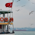 Istanbul ferry walking route